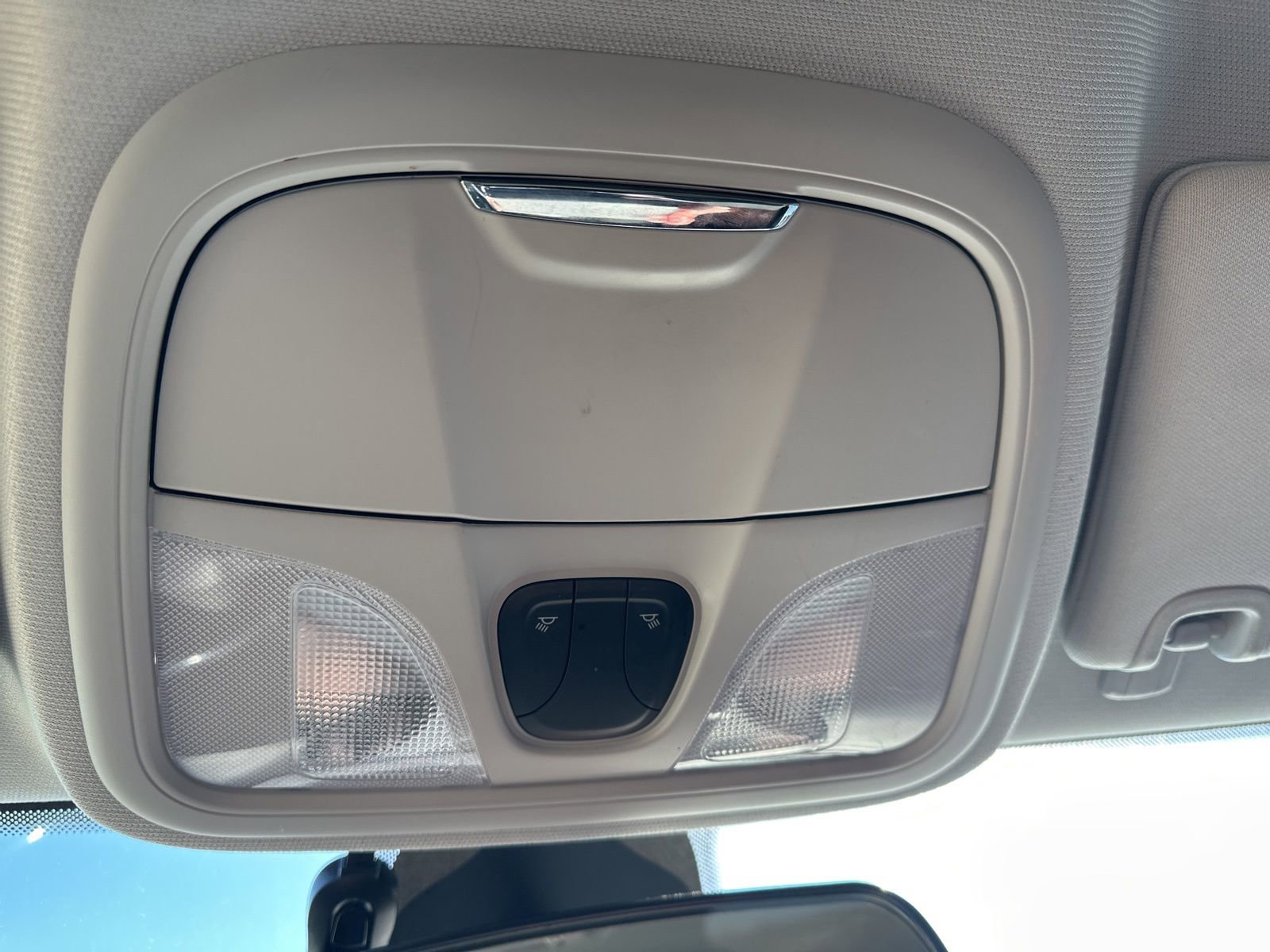 Used 2019 Jeep Cherokee Latitude w/ Cold Weather Group image 64