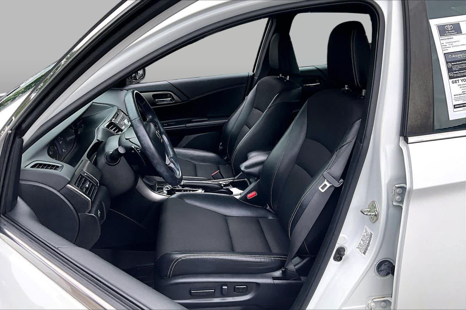Used 2017 Honda Accord Sport image 9