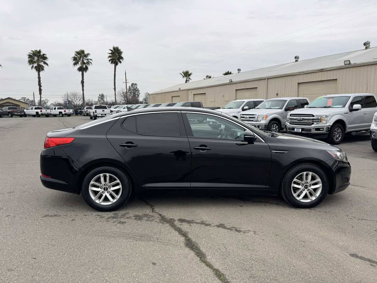 Used 2011 Kia Optima LX w/ Convenience Pkg image 11