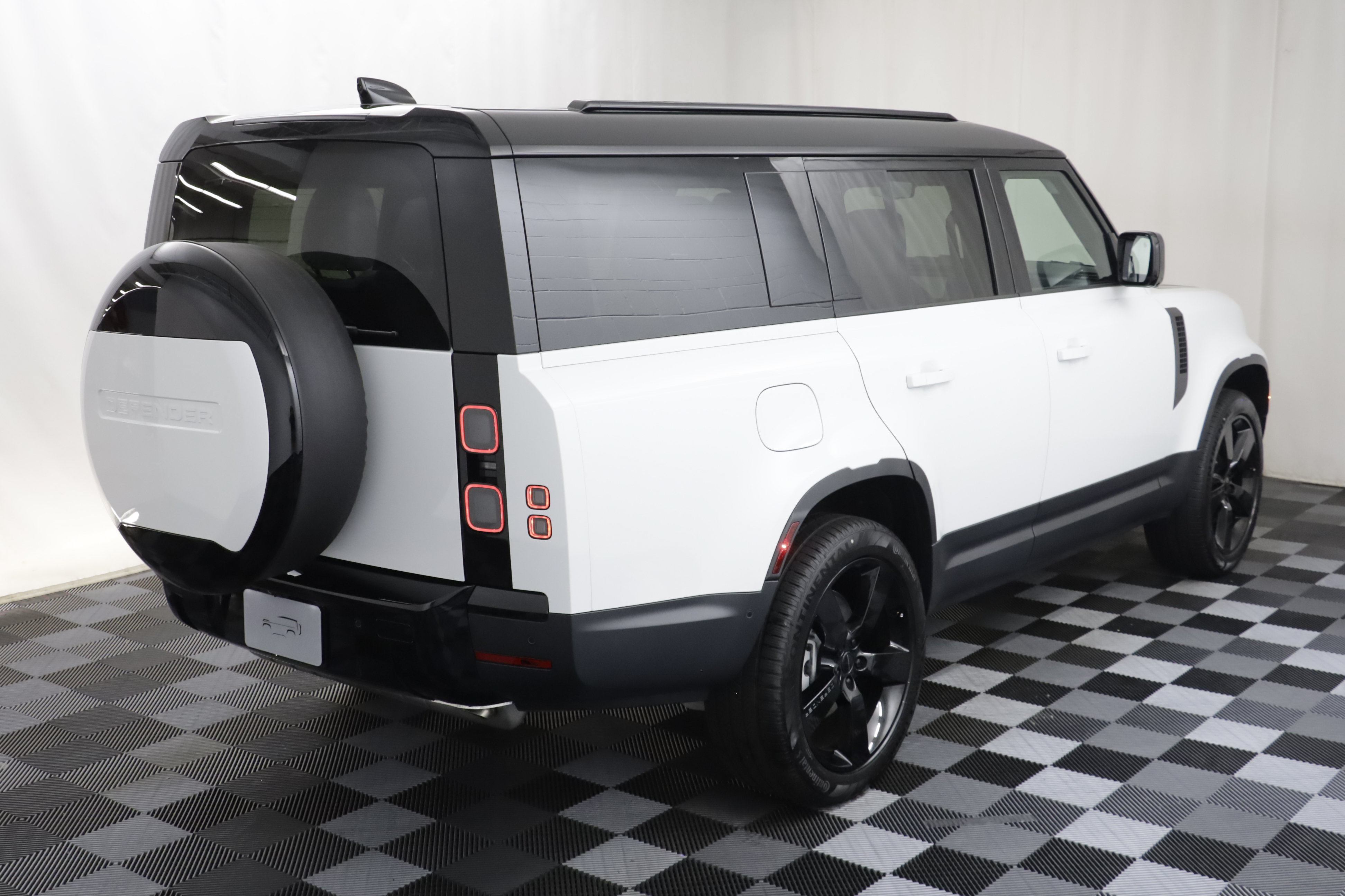 New 2026 Land Rover Defender 130 S AWD/4WD image 21