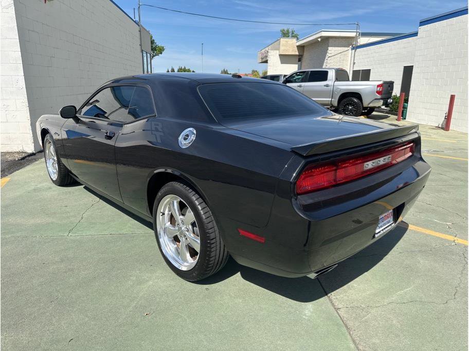 Used 2011 Dodge Challenger R/T RWD image 8