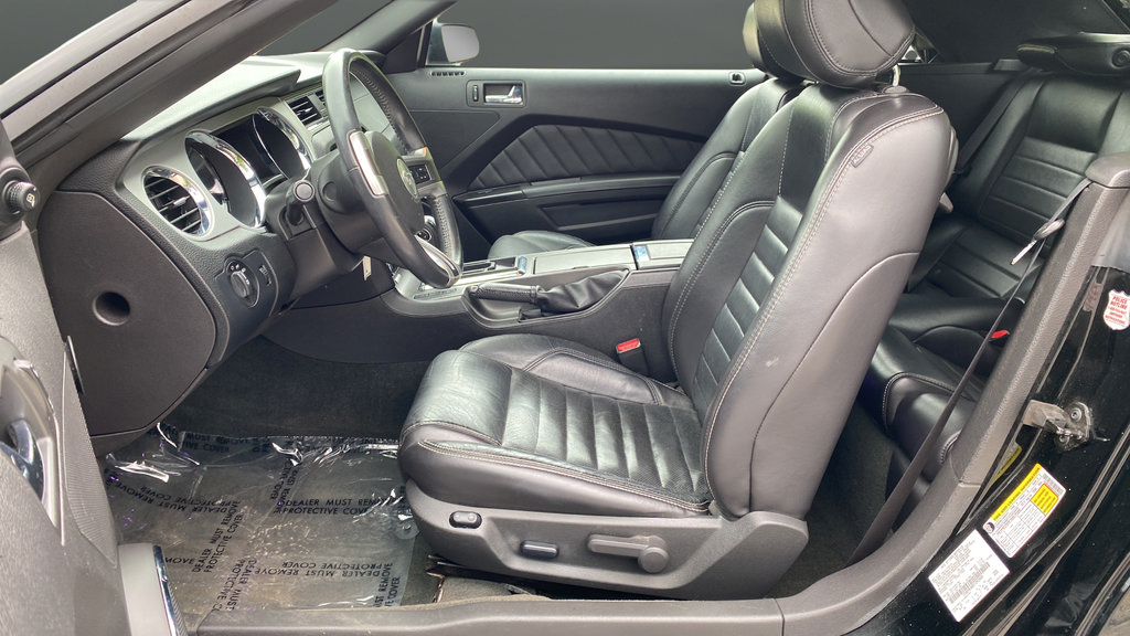 Used 2014 Ford Mustang Premium w/ Comfort Package RWD image 17