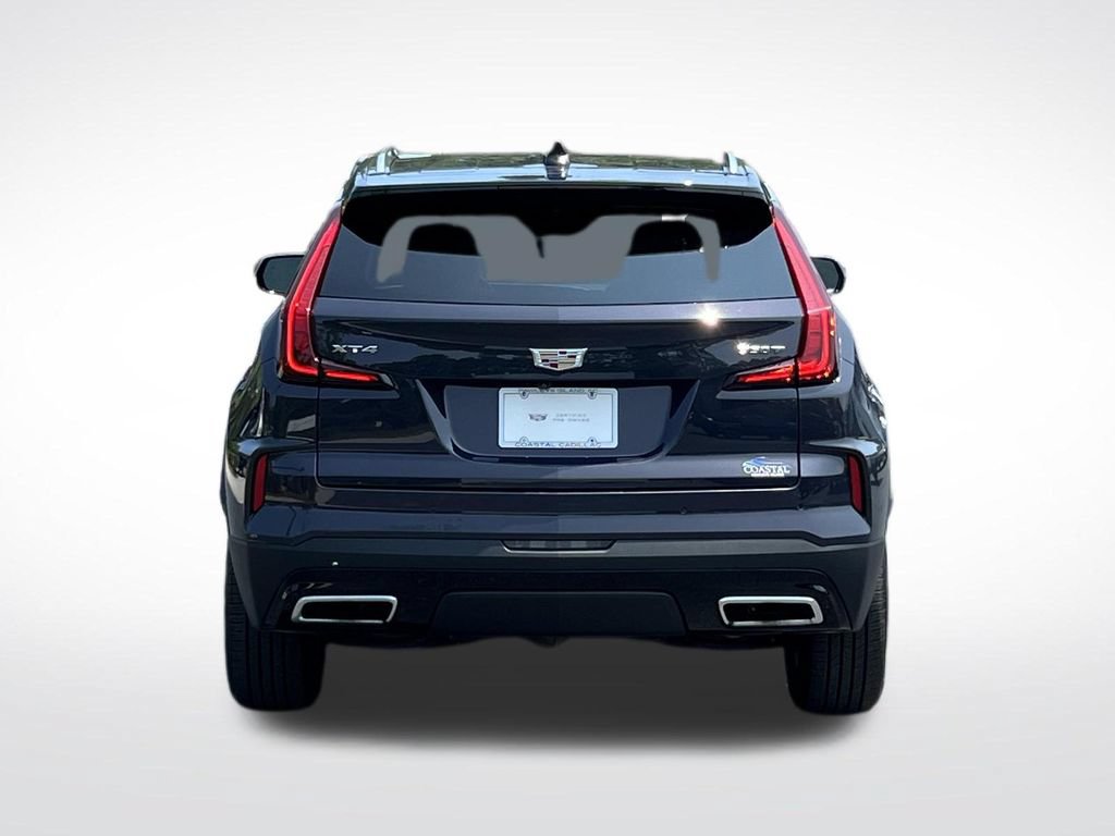 Used 2025 Cadillac XT4 Premium Luxury FWD image 12