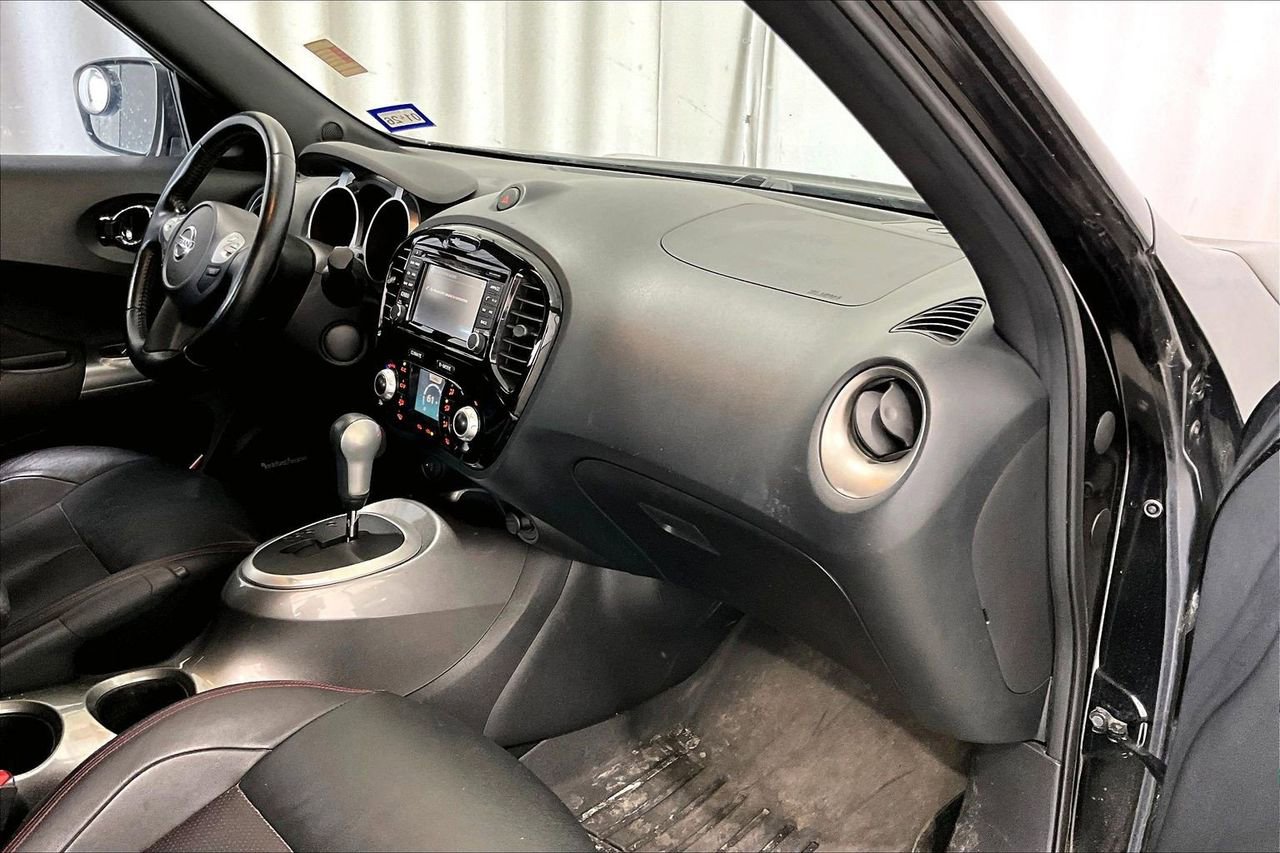 Used 2015 Nissan Juke SL image 27