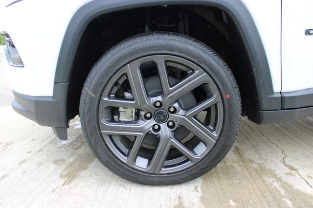 New 2026 Jeep Compass Limited w/ Sun, Sound & Navigation Group AWD/4WD image 27