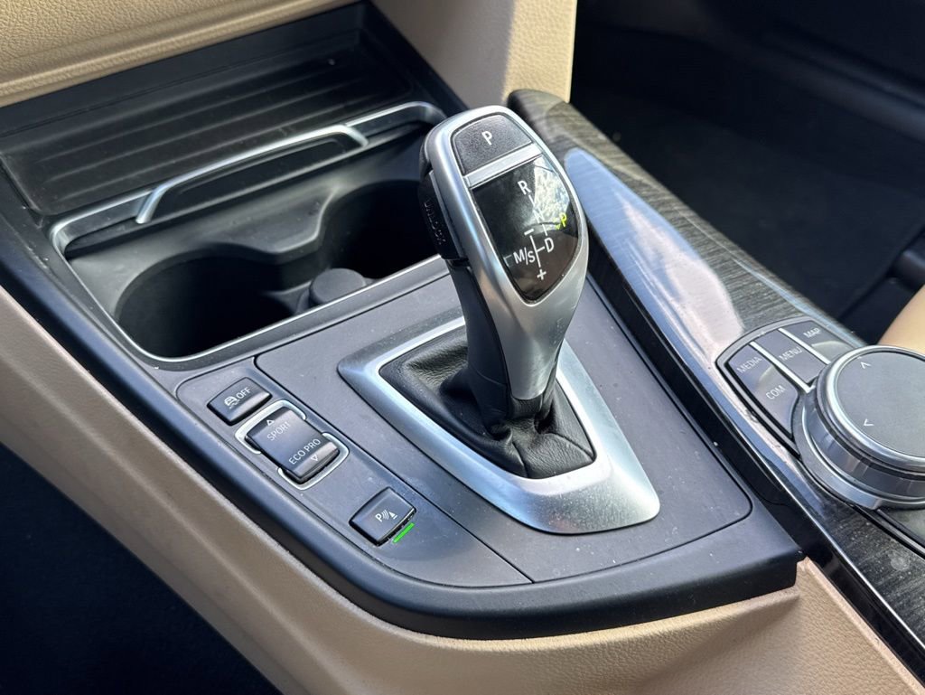 Used 2017 BMW 430i Convertible image 10