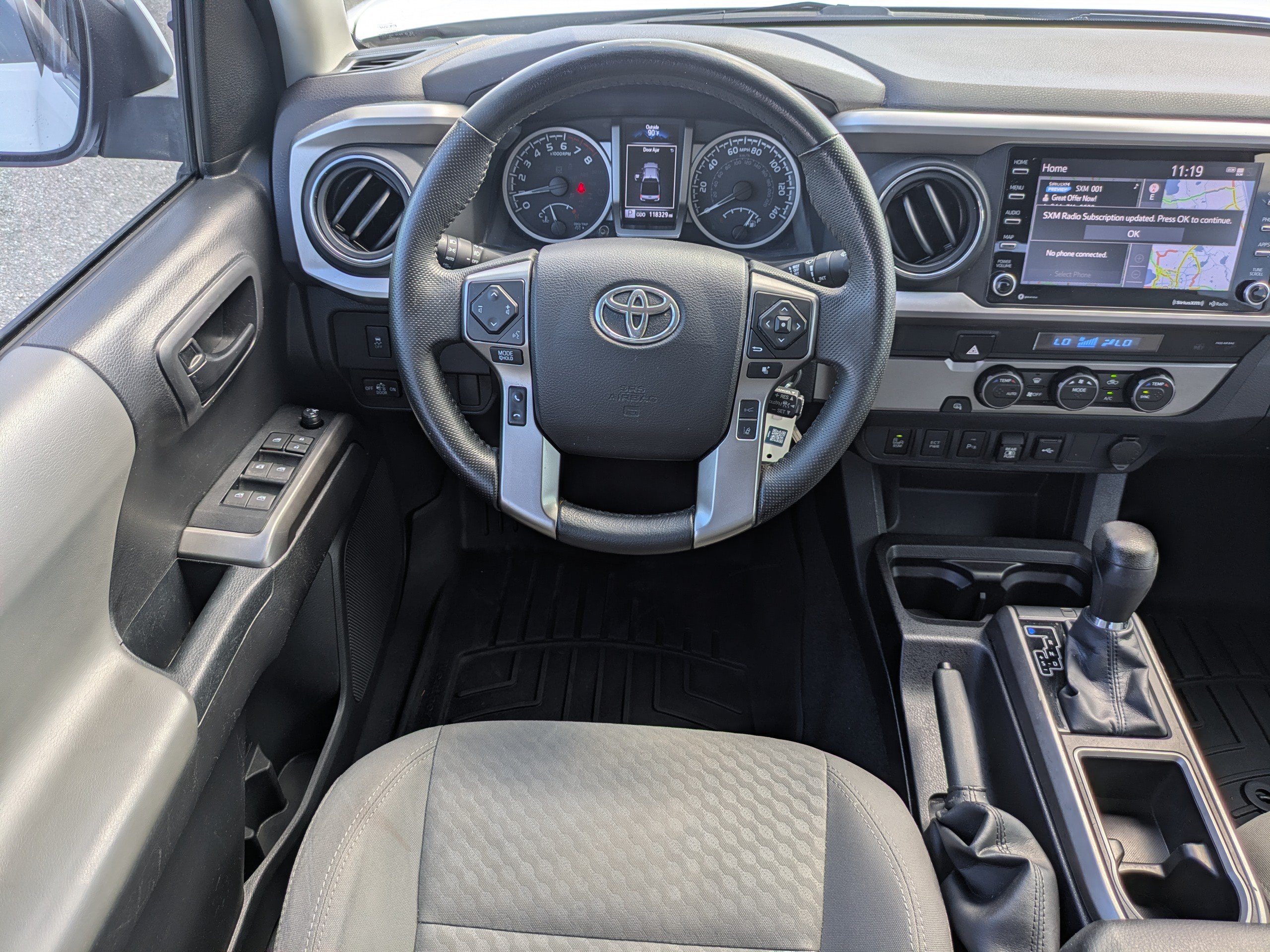 Used 2022 Toyota Tacoma SR5 RWD image 17