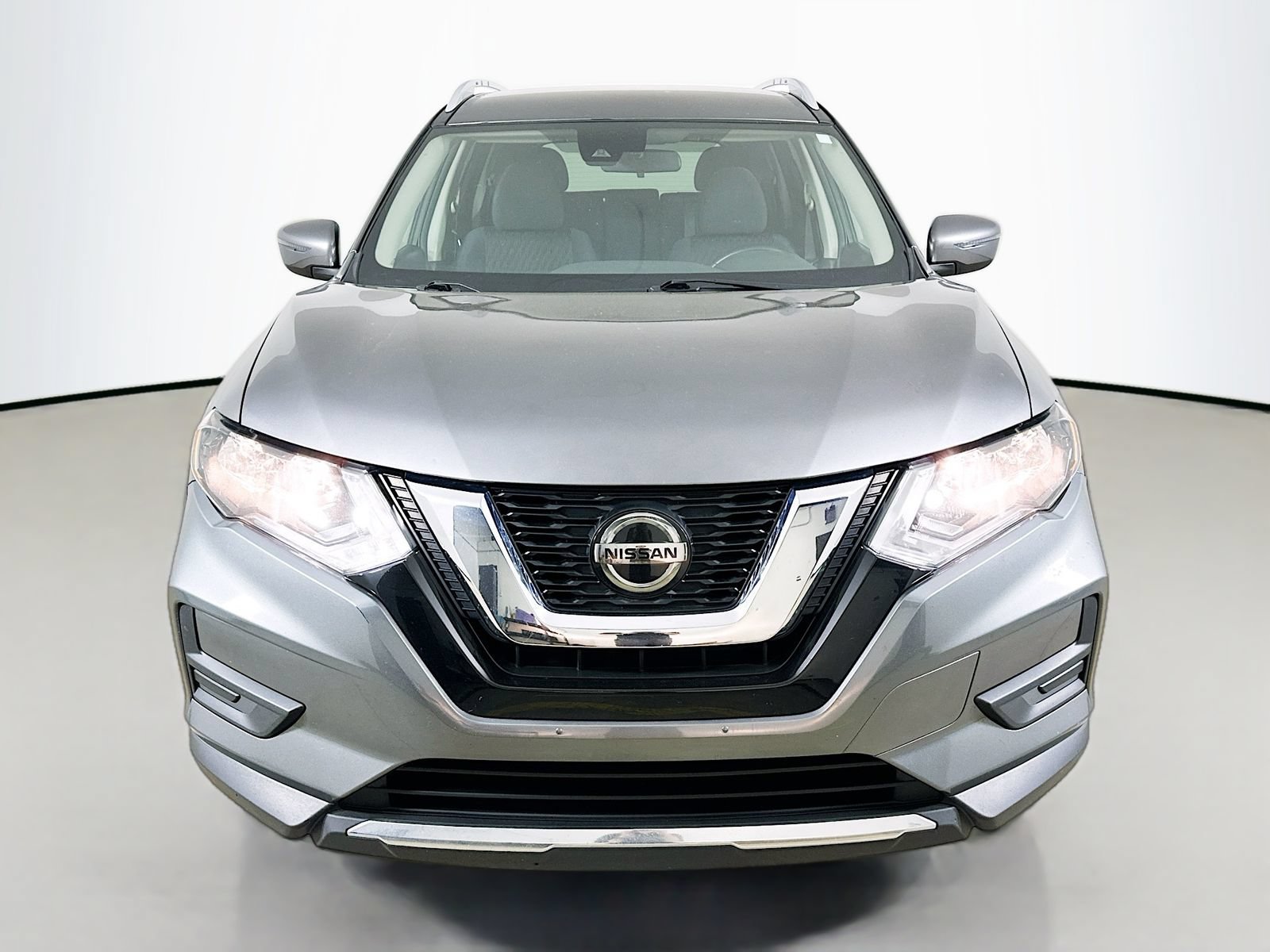 Used 2019 Nissan Rogue S w/ Special Edition Package AWD/4WD image 2