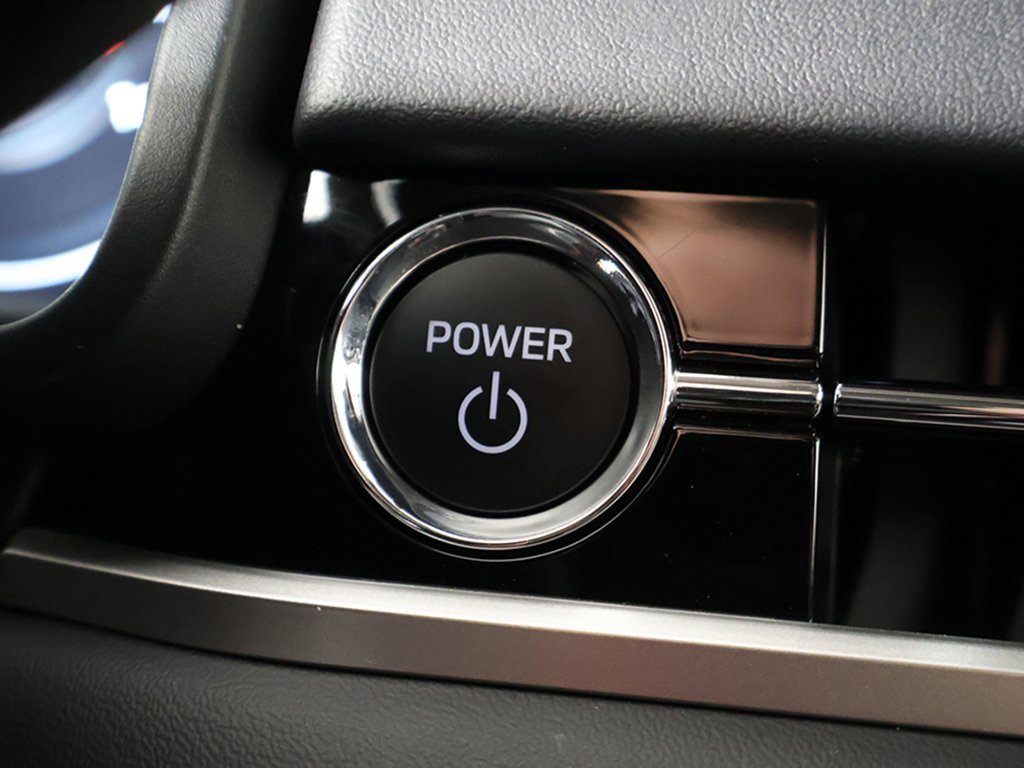 New 2025 Mitsubishi Outlander SE image 44