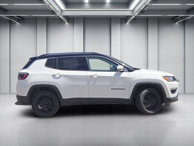 Used 2020 Jeep Compass Limited AWD/4WD image 3
