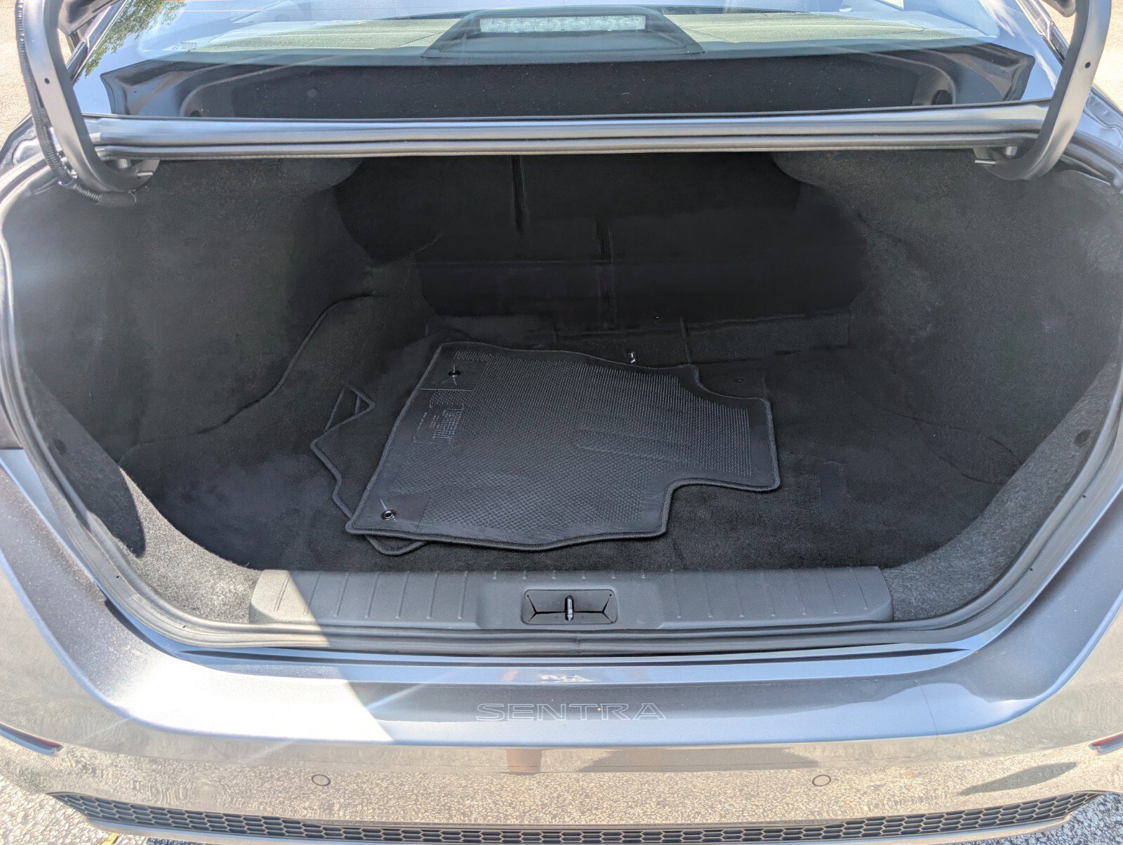 Certified 2024 Nissan Sentra S image 14