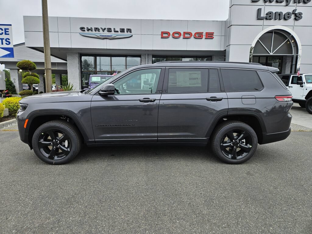 New 2026 Jeep Grand Cherokee L Limited w/ Limited Altitude Package AWD/4WD image 2