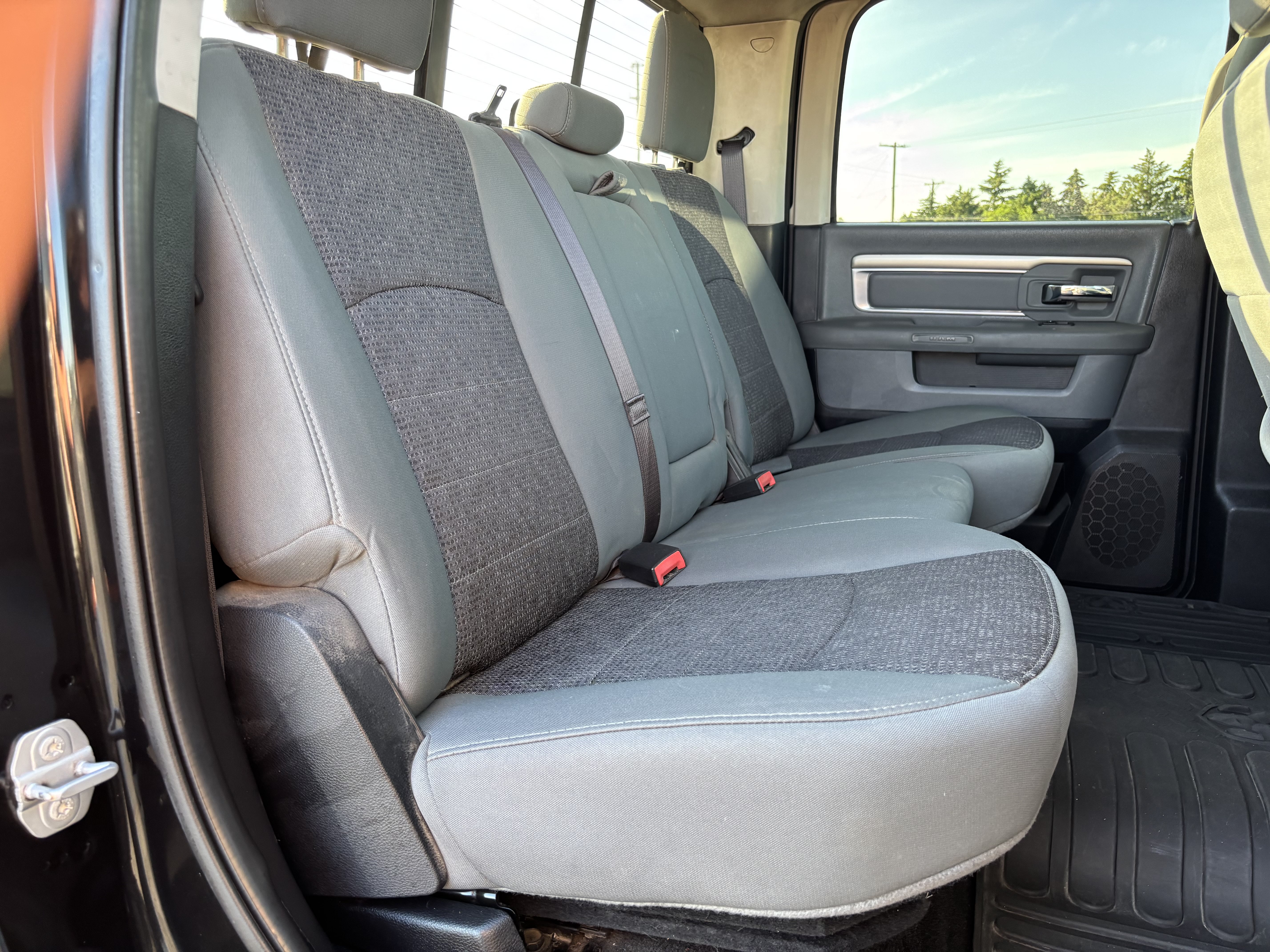 Used 2016 RAM 2500 Big Horn w/ Black Appearance Group AWD/4WD image 27
