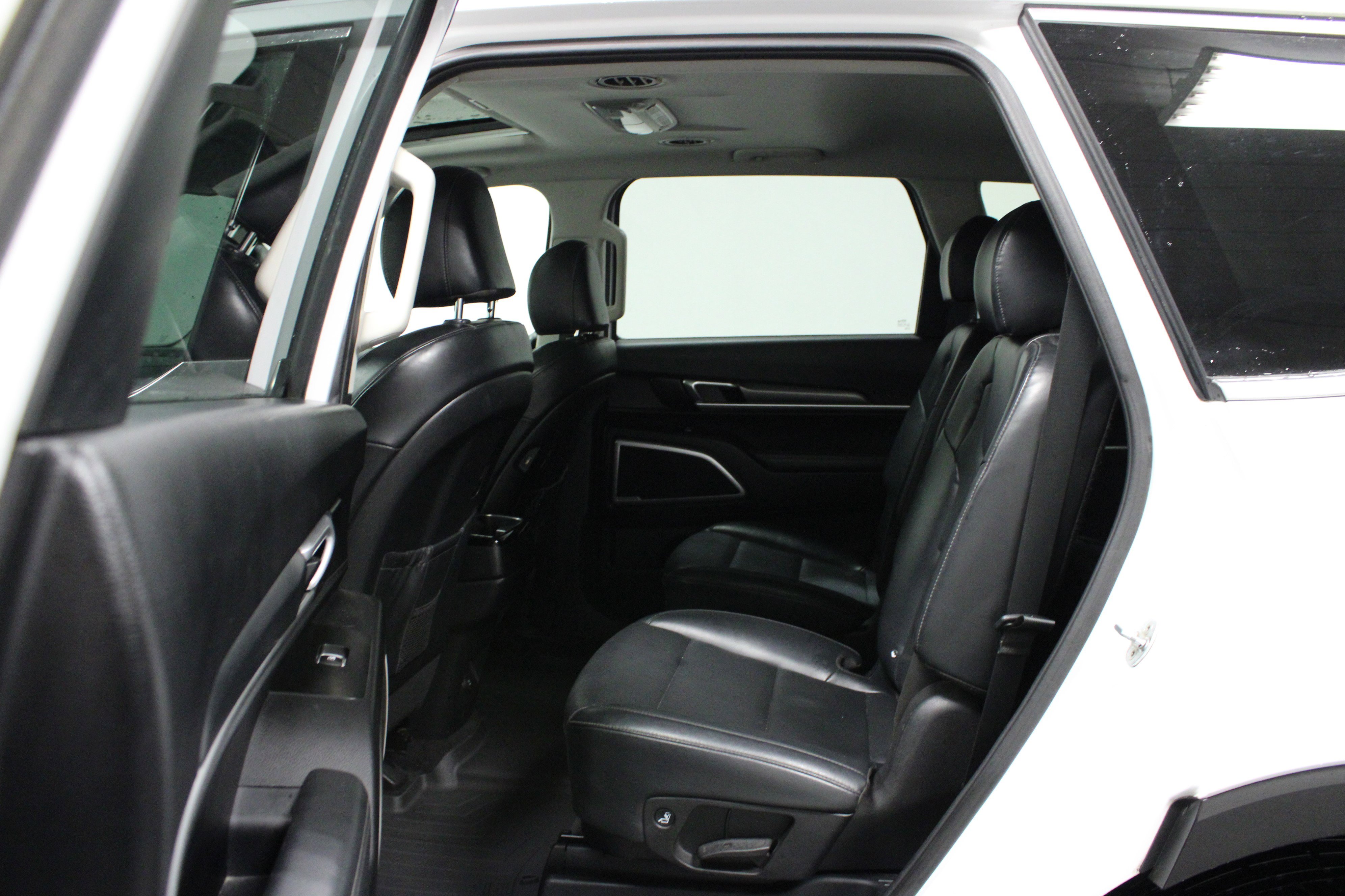 Used 2020 Kia Telluride S image 13