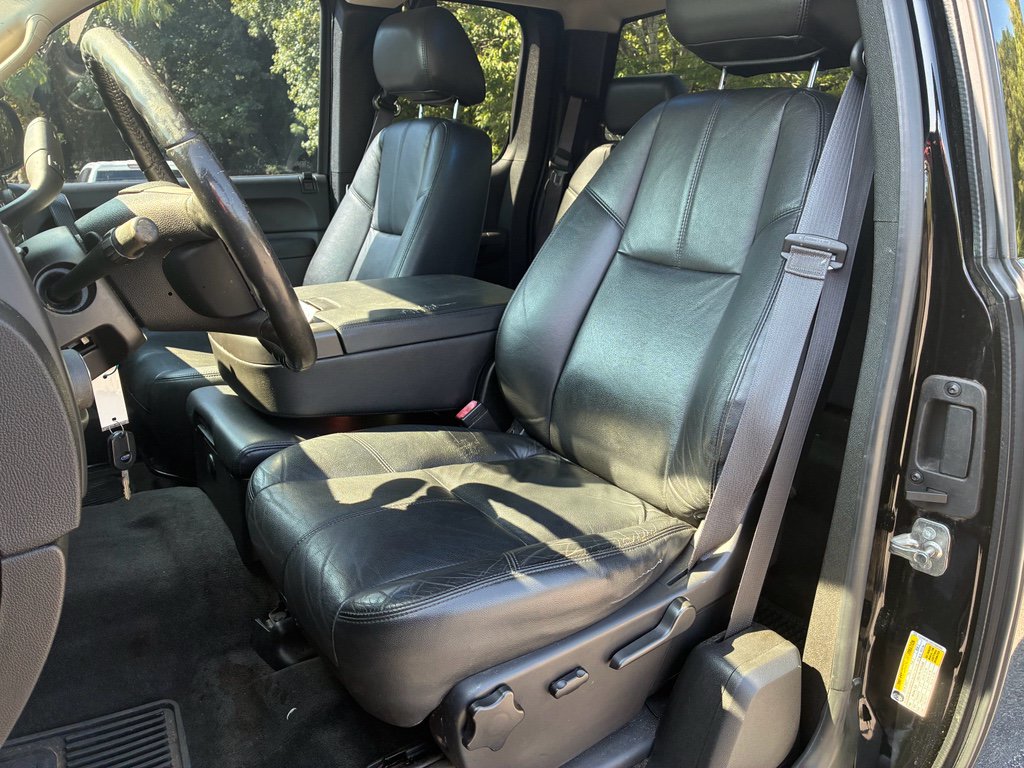 Used 2013 Chevrolet Silverado 1500 LT w/ All-Star Edition AWD/4WD image 5
