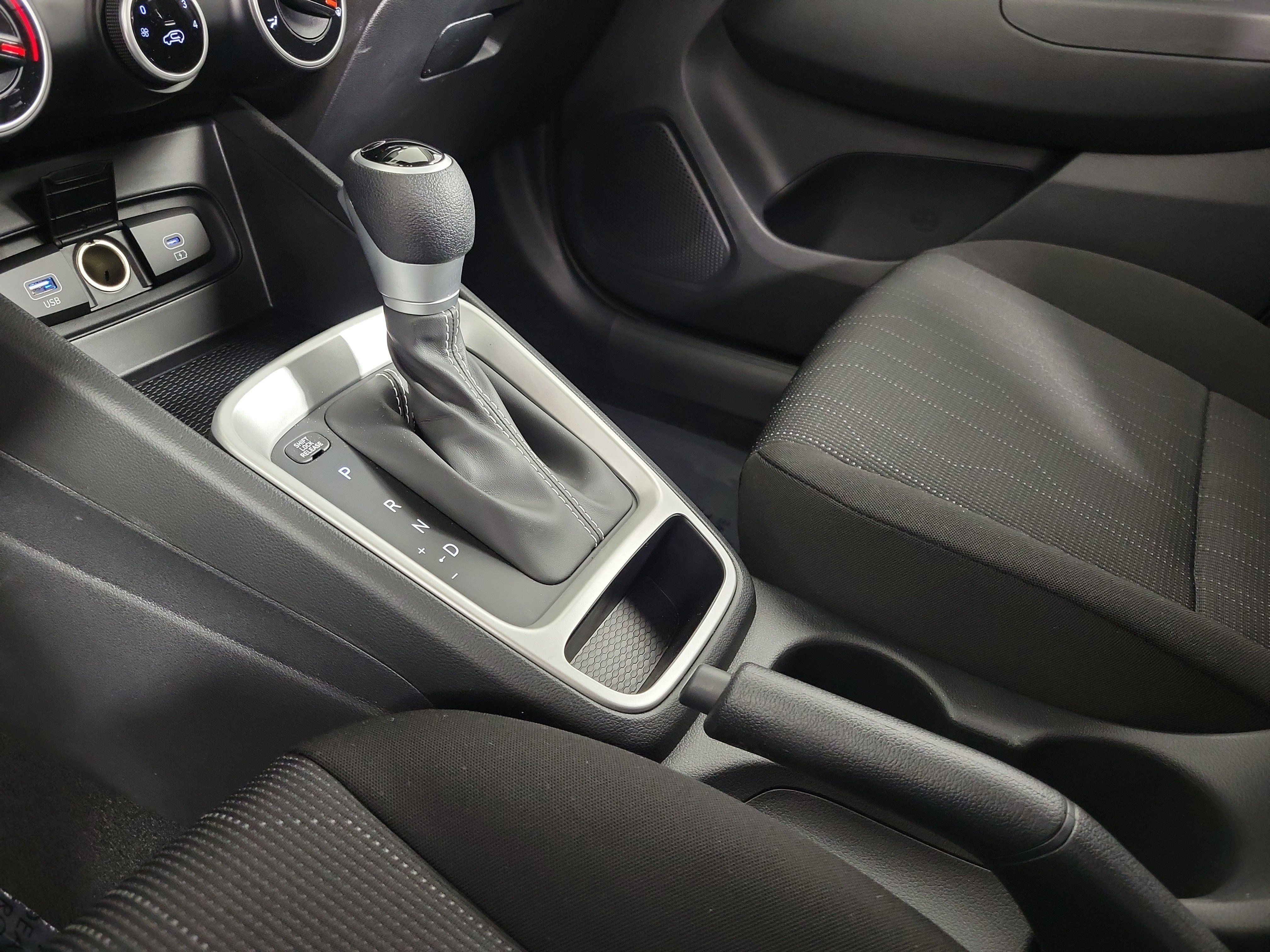 New 2026 Hyundai Venue SE image 19