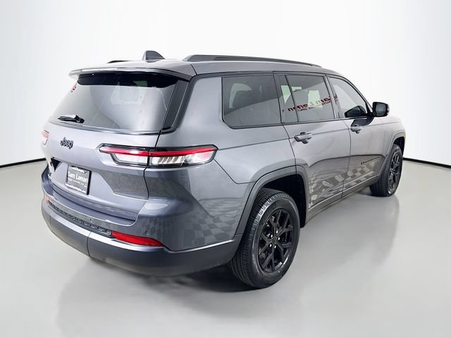 Used 2024 Jeep Grand Cherokee L Altitude AWD/4WD image 7