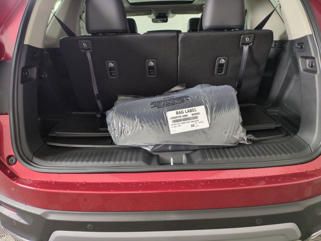 New 2025 Honda Pilot Touring image 23