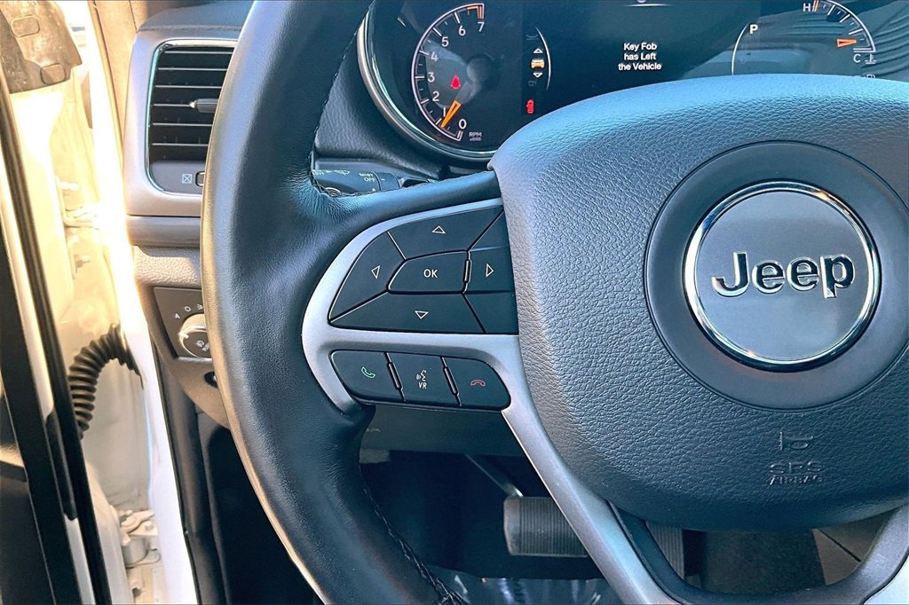 Used 2021 Jeep Grand Cherokee Laredo X image 11