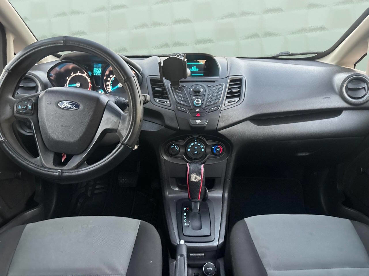 Used 2015 Ford Fiesta S image 20