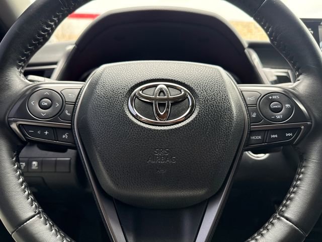 Used 2023 Toyota Camry XSE w/ Navigation Package image 29