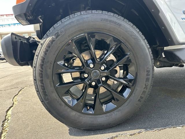 Used 2025 Jeep Wrangler Unlimited Sahara image 31