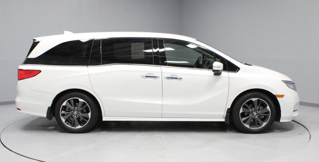 Used 2023 Honda Odyssey Elite image 11