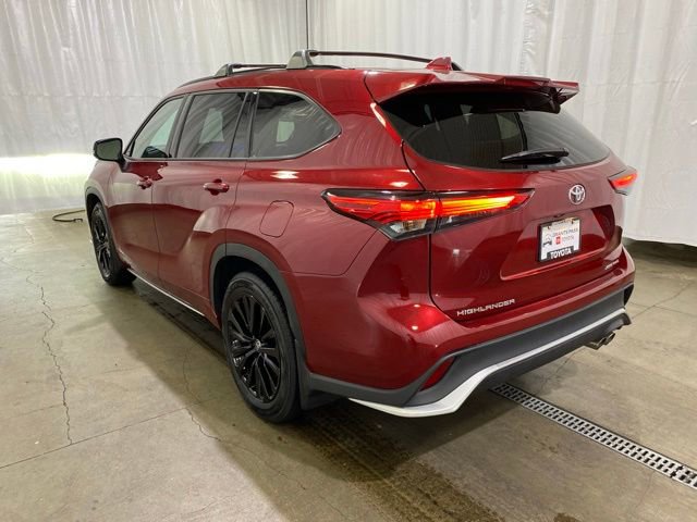 Certified 2023 Toyota Highlander XSE image 6