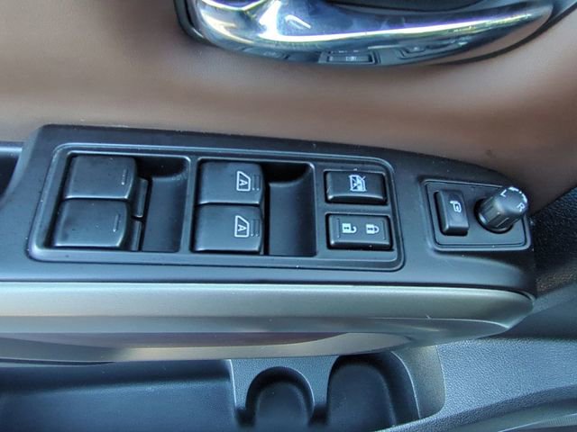 Used 2021 Nissan Titan Platinum Reserve w/ Moonroof Package image 25