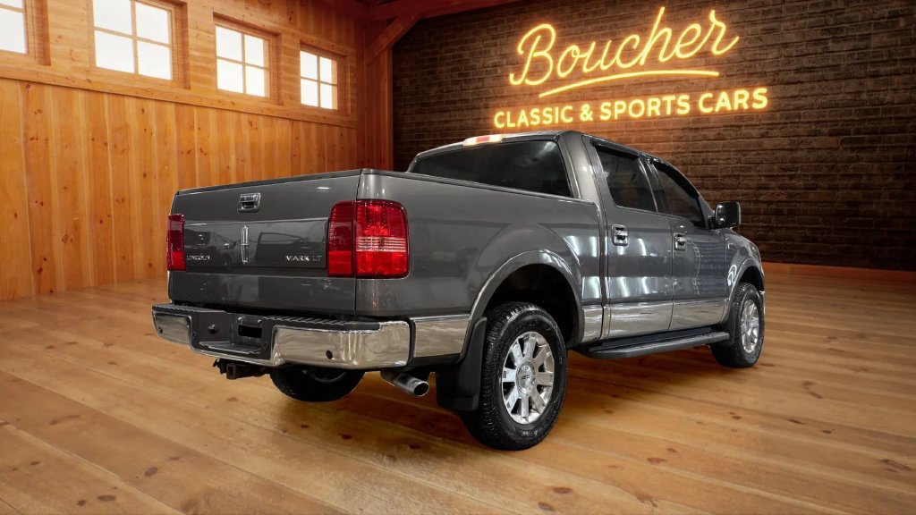 Used 2006 Lincoln Mark LT 4x4 image 3