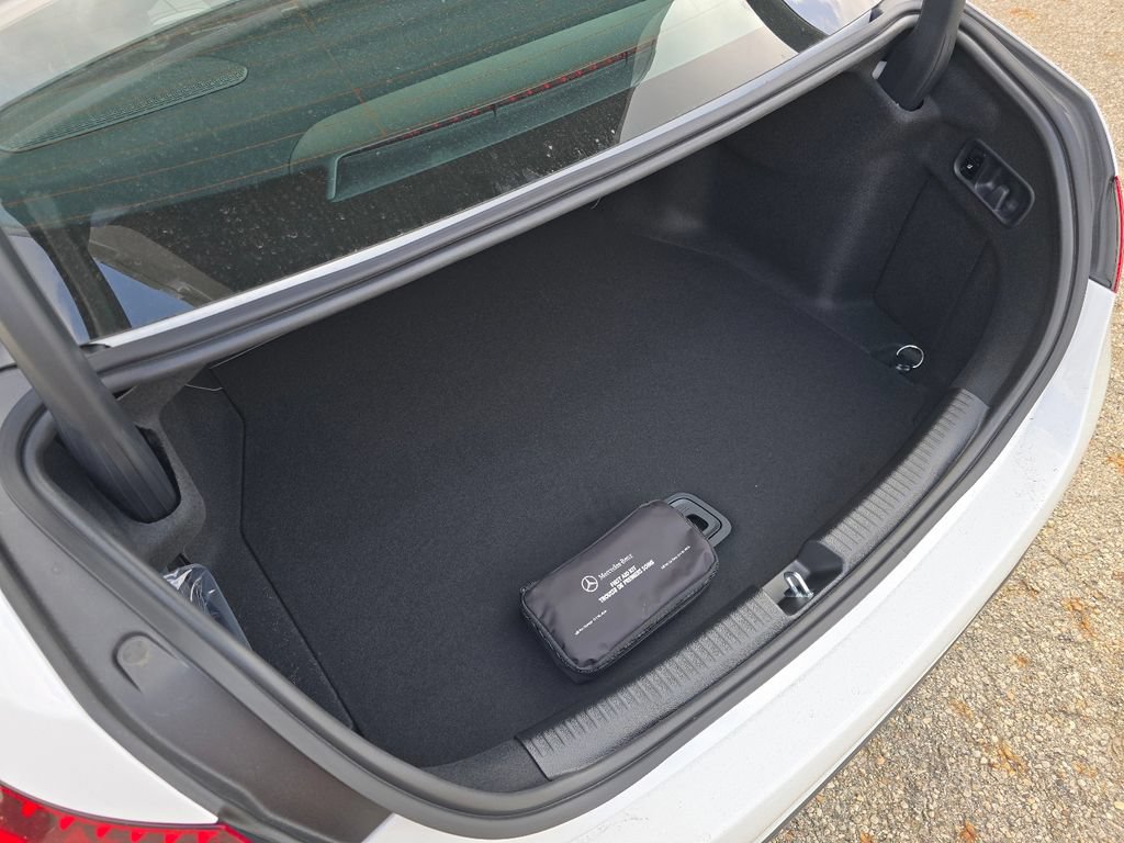 New 2026 Mercedes-Benz C 300 4MATIC Sedan image 19