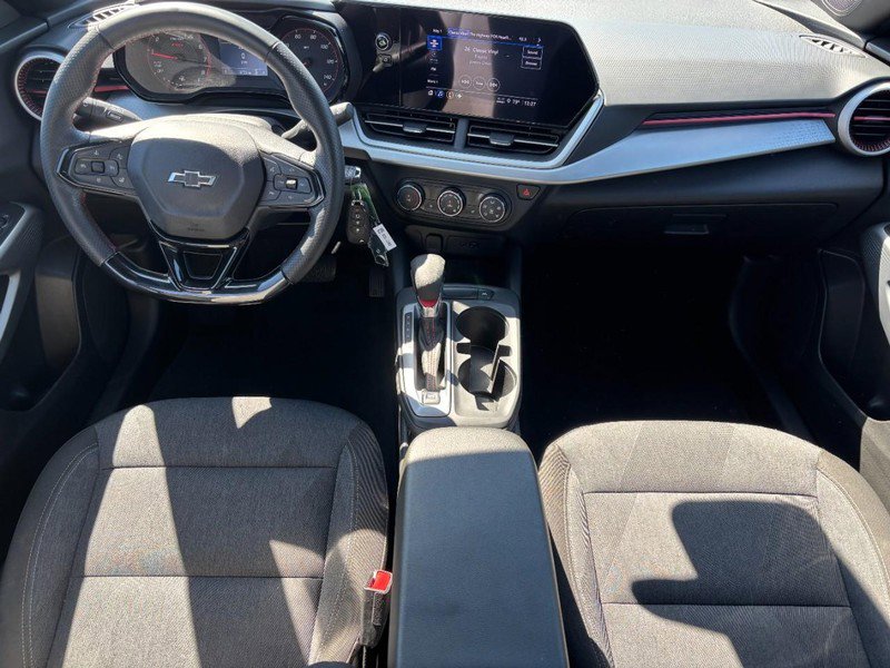 Certified 2024 Chevrolet Trax RS w/ Driver Confidence Package image 11