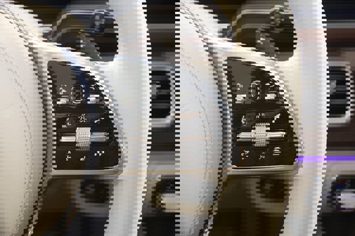 Used 2022 Mercedes-Benz Maybach GLS 600 4MATIC image 61