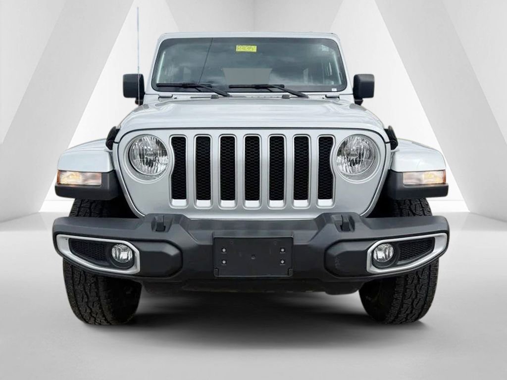 Used 2023 Jeep Wrangler Unlimited Sahara AWD/4WD image 2