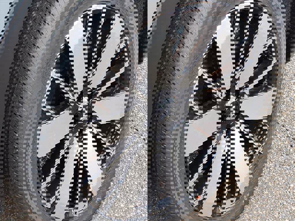 New 2026 Mitsubishi Outlander SEL image 15