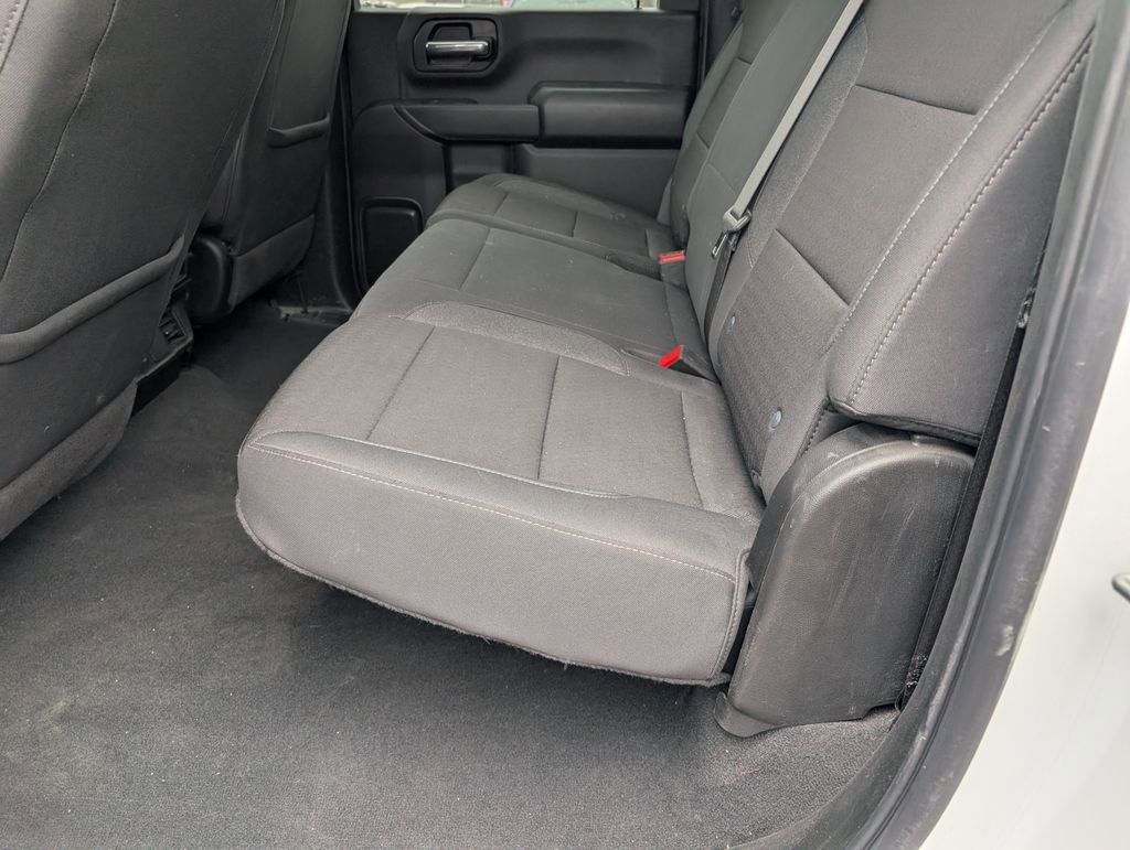 Used 2025 Chevrolet Silverado 2500 Custom w/ Custom Value Package image 7