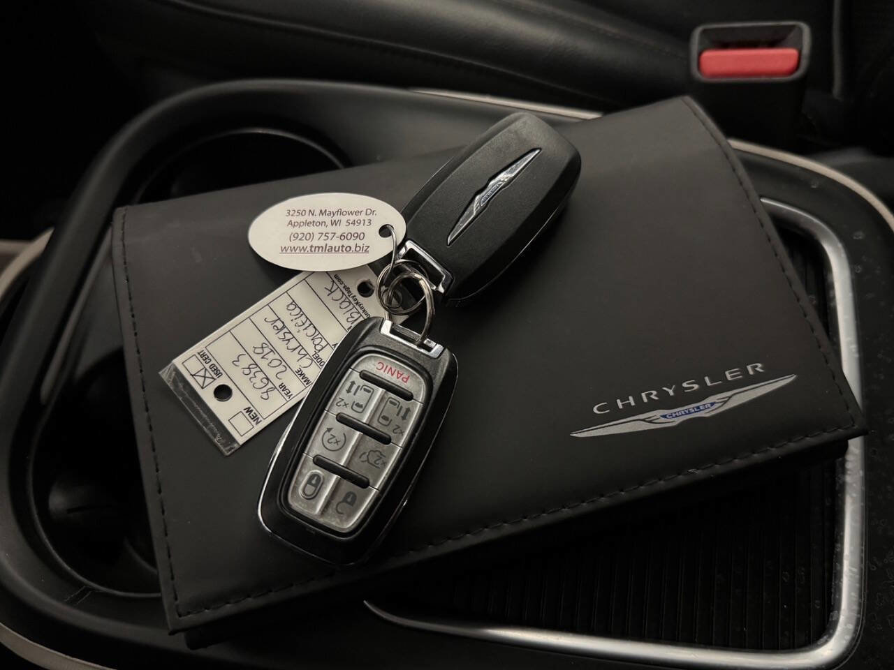 Used 2018 Chrysler Pacifica Touring-L Plus image 43