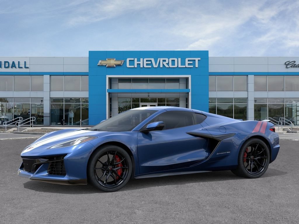 New 2027 Chevrolet Corvette Grand Sport RWD image 2