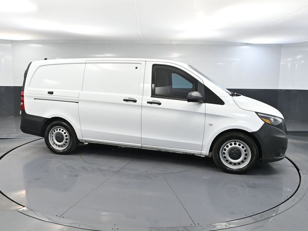 Used 2023 Mercedes-Benz Metris video 3
