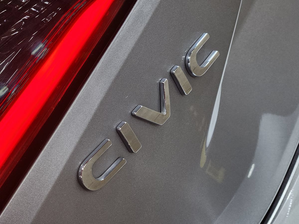 Used 2022 Honda Civic EX-L image 25