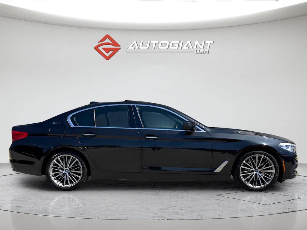 Used 2018 BMW 530e xDrive AWD/4WD image 12