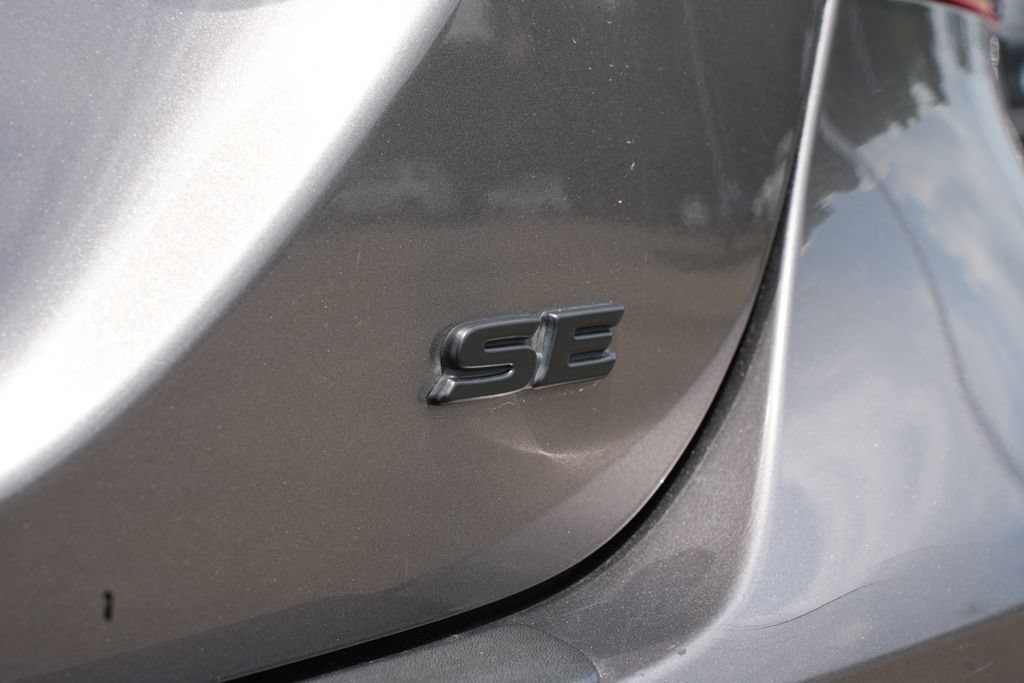 Used 2023 Toyota Camry SE FWD image 18
