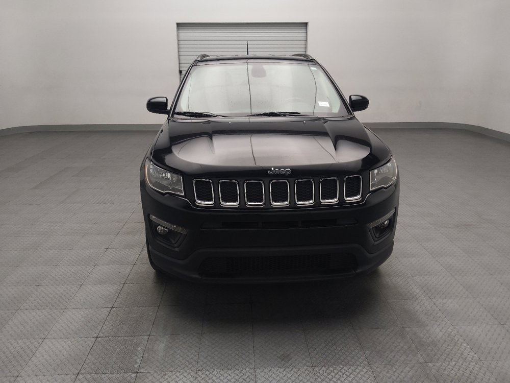 Used 2017 Jeep Compass Latitude FWD image 14