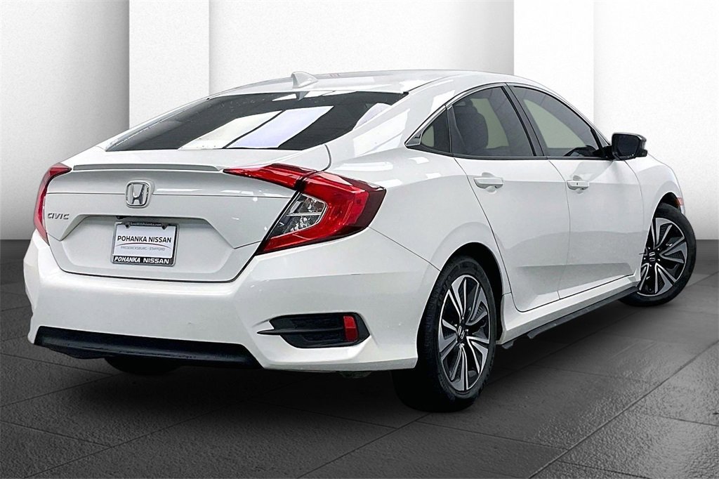 Used 2017 Honda Civic EX-T image 10