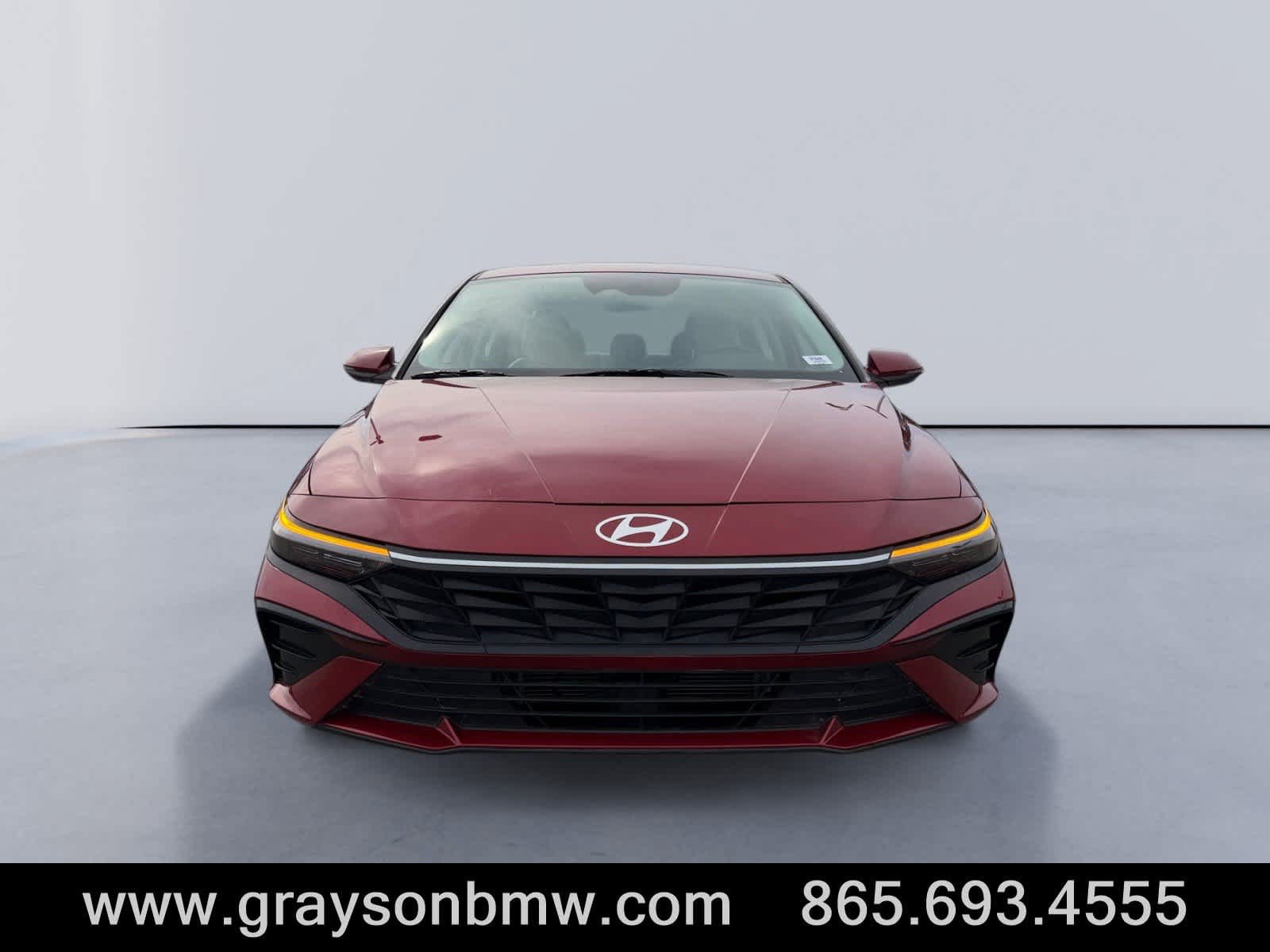 Used 2025 Hyundai Elantra Limited FWD image 8
