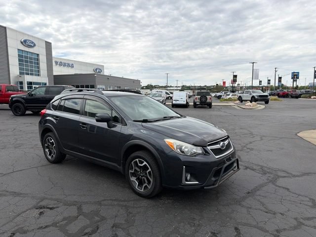 Used 2016 Subaru Crosstrek 2.0i Limited w/ Popular Package #2 AWD/4WD image 2