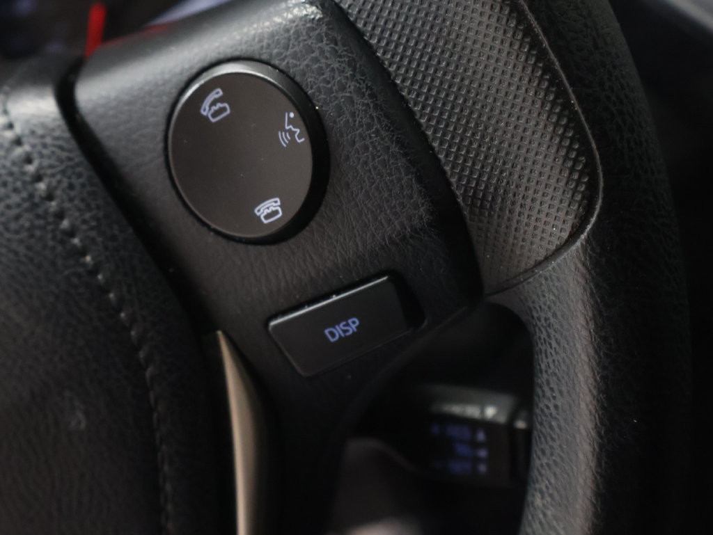 Used 2015 Toyota RAV4 LE FWD image 20