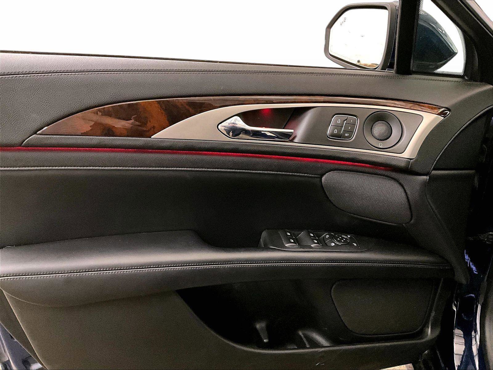 Used 2019 Lincoln MKZ Reserve image 22