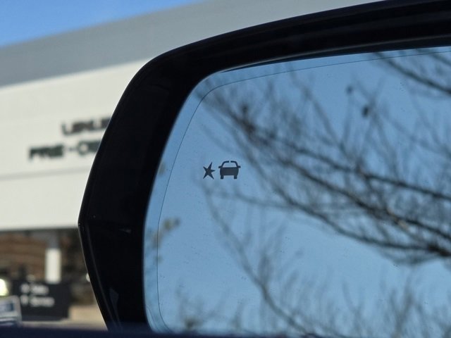 Used 2026 Cadillac Lyriq Sport w/ LPO, Floor Liner Package image 15