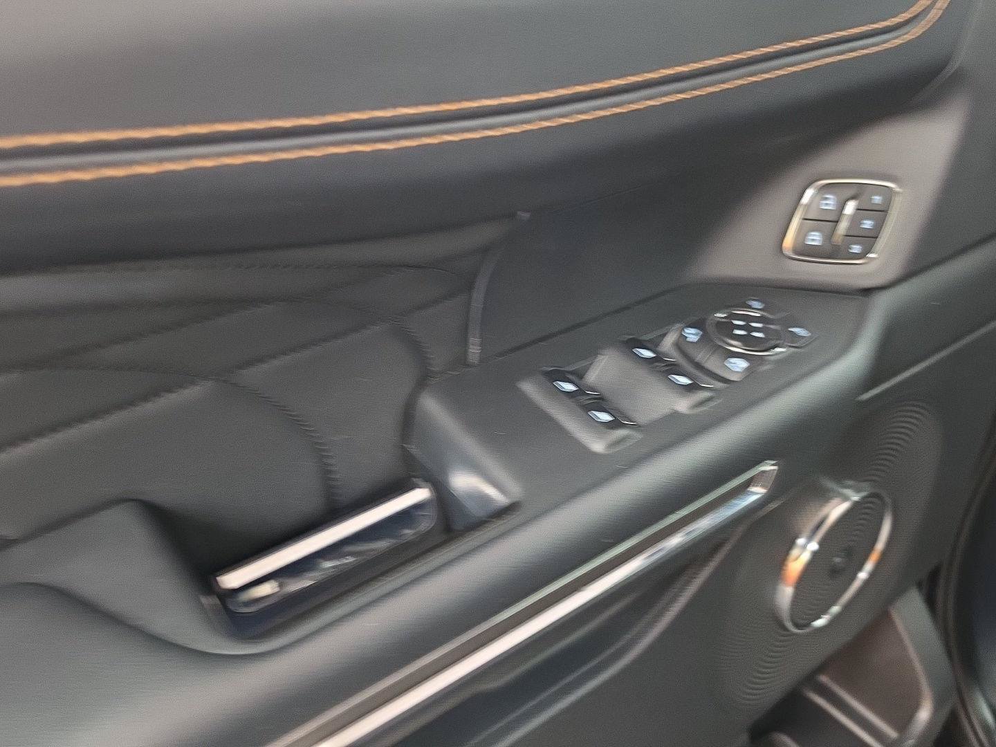 Used 2022 Ford Expedition Max Platinum AWD/4WD image 22